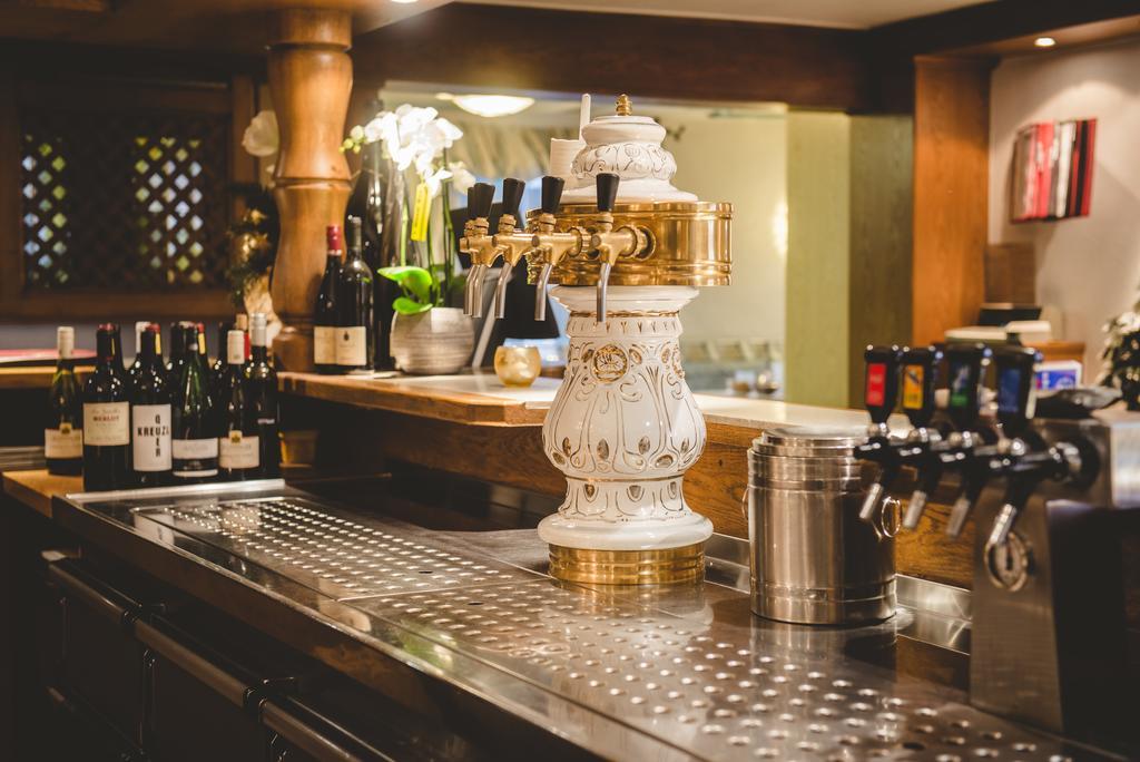 Hotel & Restaurant Zum Vater Rhein Monheim am Rhein ภายนอก รูปภาพ